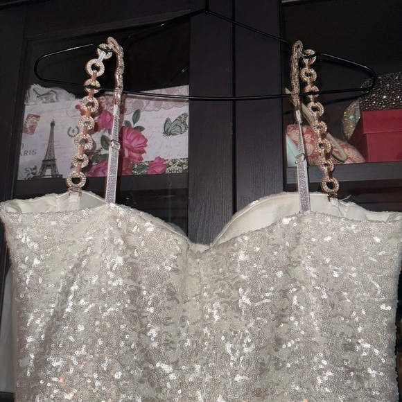 NADINE MERABI Nina Embellished Body-Con Cocktail Dress - Picture 8 of 11